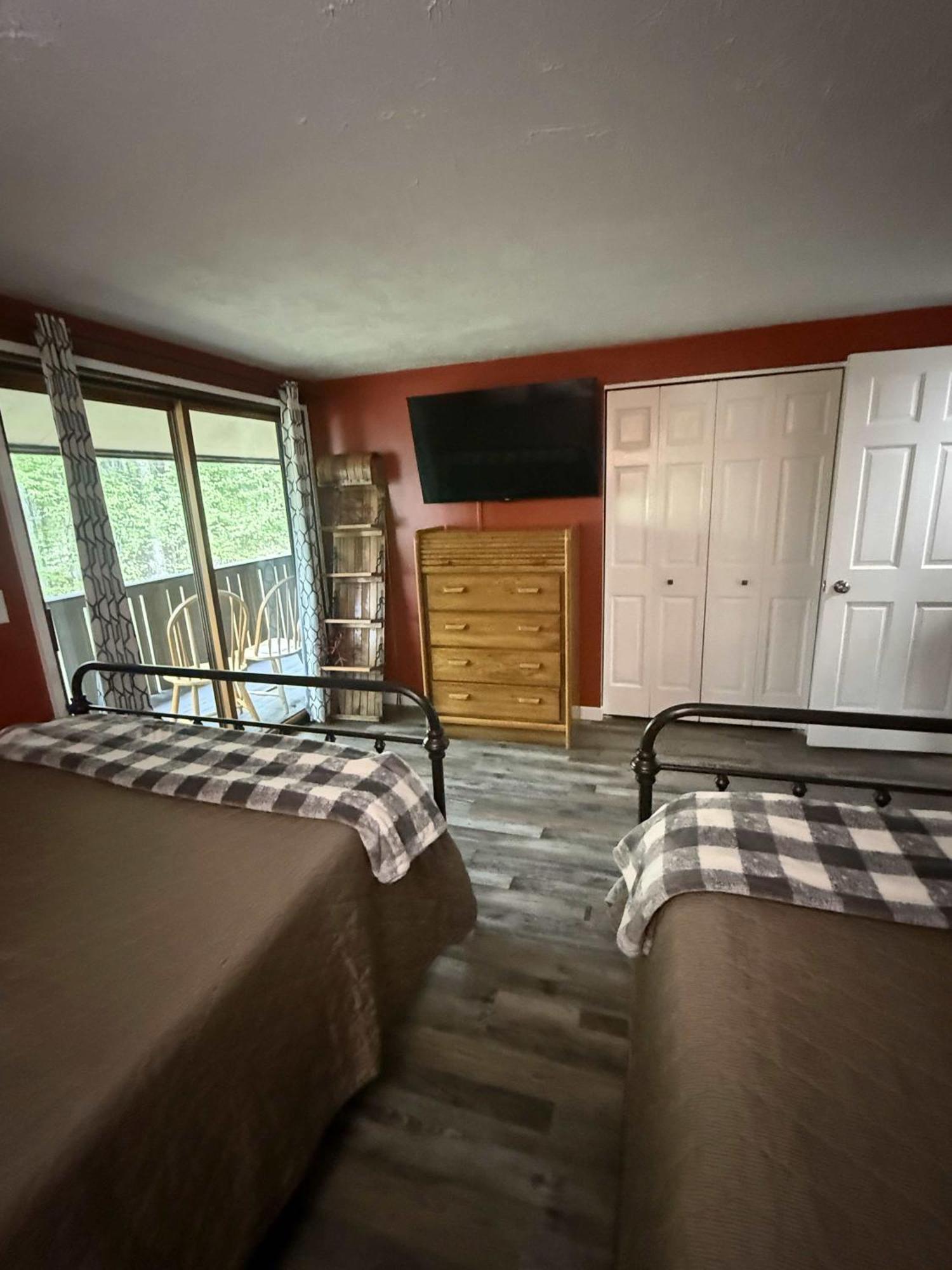 Boyne Mountain Condo -Sleeps 12 Boyne Falls Exteriör bild