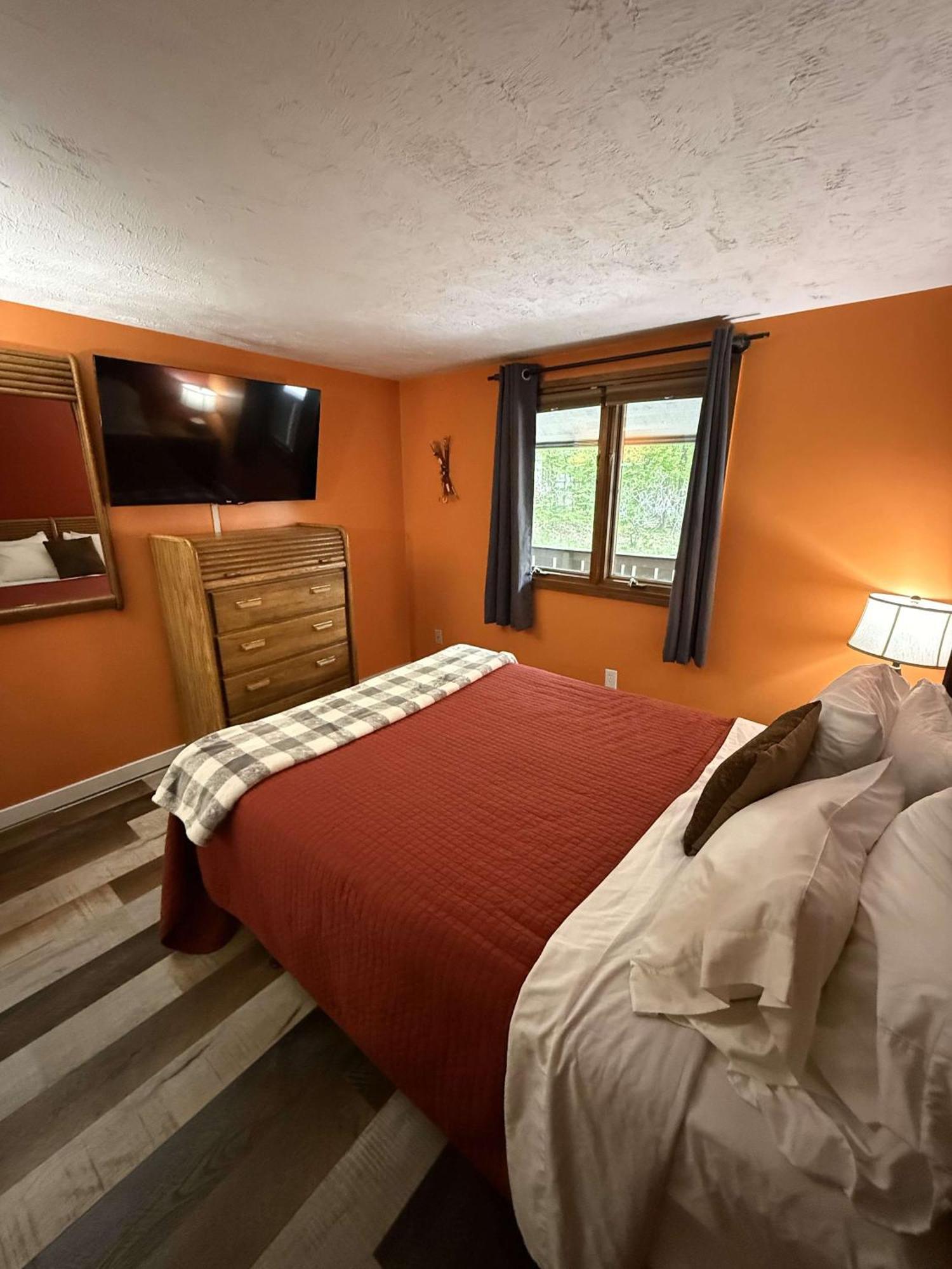 Boyne Mountain Condo -Sleeps 12 Boyne Falls Exteriör bild